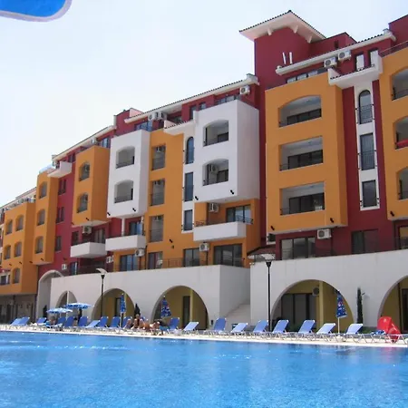 Marina Cape Apartment * Acheloj